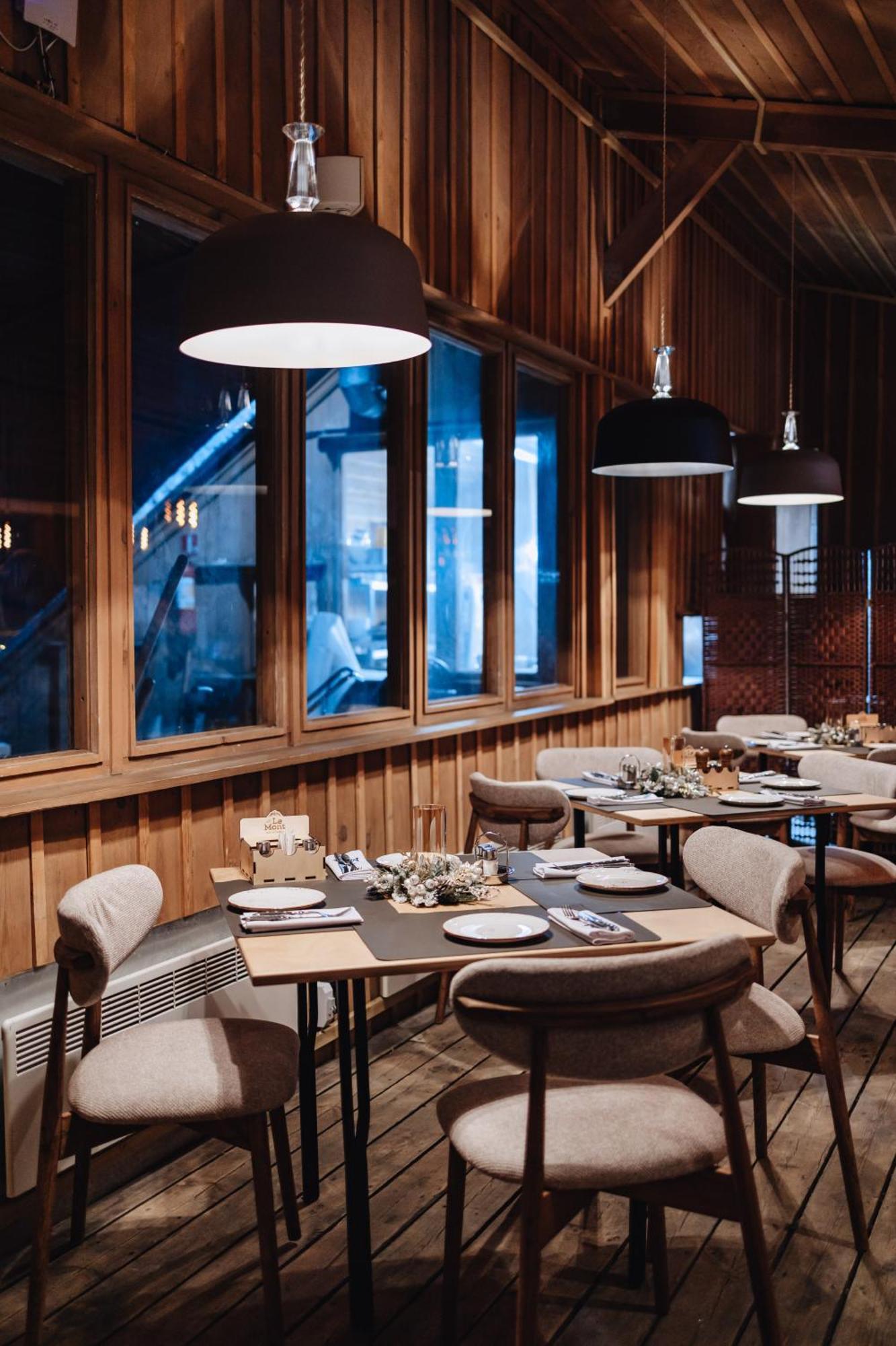Le Mont Hotel Almaty Ngoại thất bức ảnh