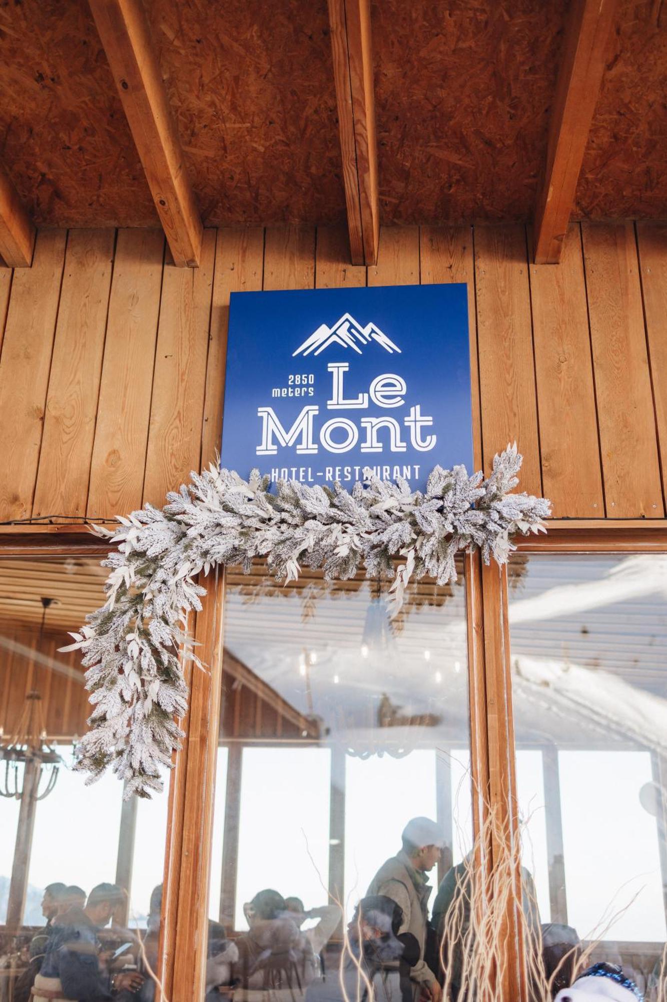 Le Mont Hotel Almaty Ngoại thất bức ảnh